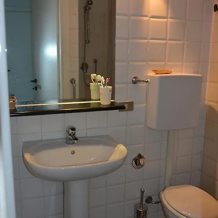 Pretty White House Feriehus Monterosso al Mare