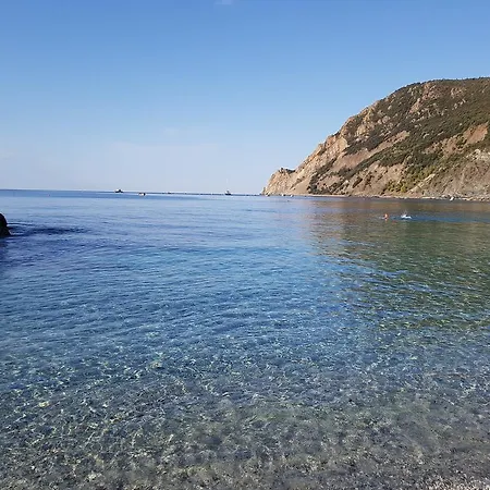 Pretty White House Hébergement de vacances